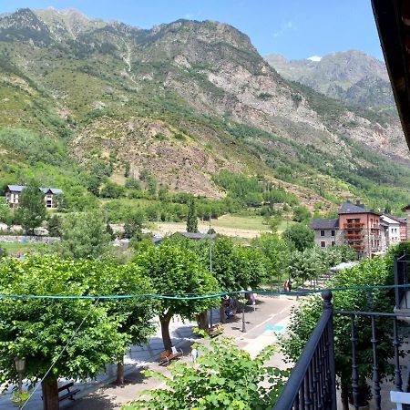 Bpirineos-Parque Los Tilos 1 ベナスケ エクステリア 写真